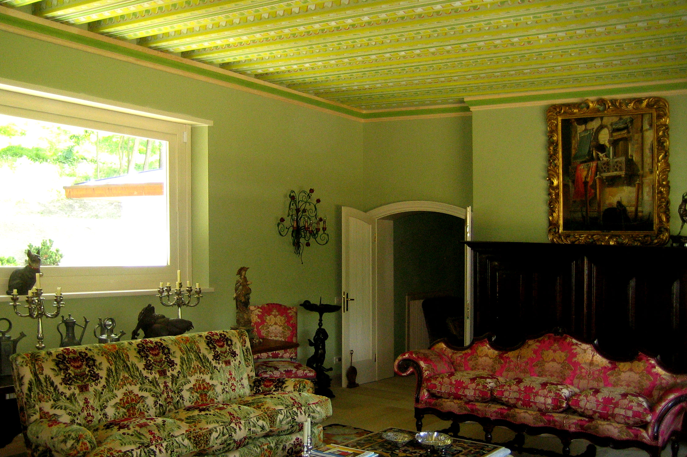 gallery-image